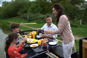 Regency Rear Deck Dining